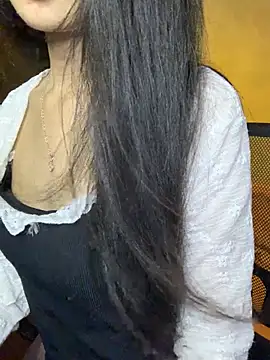 Snapshot of Nhinhi18 chatting on 05/27/26, 03:19 Nhinhi18 online show from 05/27/26, 03:19