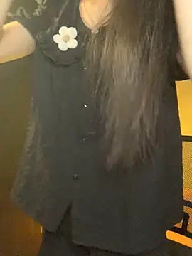 Nhinhi18 online show from 04/05/26, 03:30