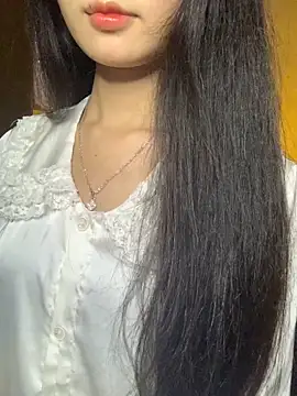 Nhinhi18 online show from 12/19/25, 03:25