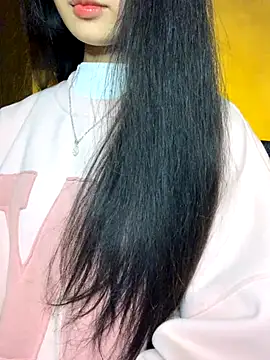 Nhinhi18 online show from 11/28/25, 03:12