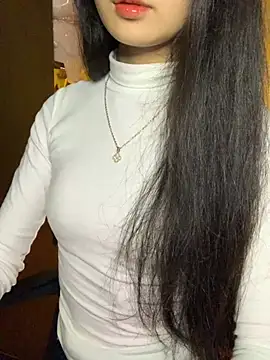 Nhinhi18 online show from 02/07/26, 03:31