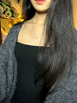 Nhinhi18 online show from 11/25/25, 03:23