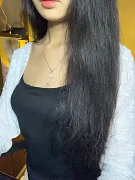 Nhinhi18 online show from 03/13/26, 03:39