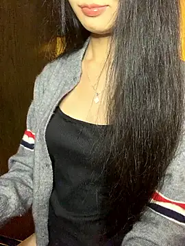 Nhinhi18 online show from 11/13/25, 04:11