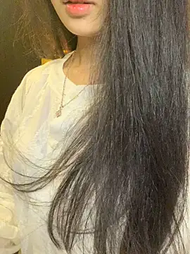 Nhinhi18 online show from 04/12/26, 03:04