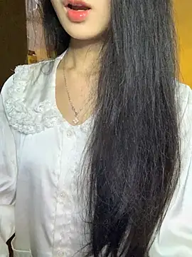 Nhinhi18 online show from 02/08/26, 04:15