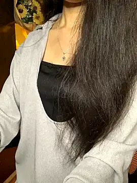 Nhinhi18 online show from 10/25/25, 03:12