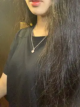 Nhinhi18 online show from 03/28/26, 02:51