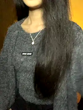 Nhinhi18 online show from 11/19/25, 03:45