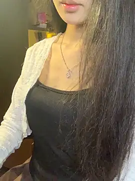 Nhinhi18 online show from 04/21/26, 03:18