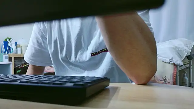 C-4bomb online show from 03/11/26, 01:10