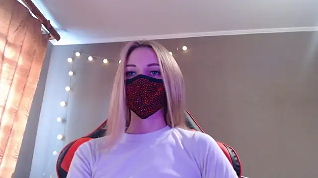 Iris lave online show from 10/15/25, 12:02