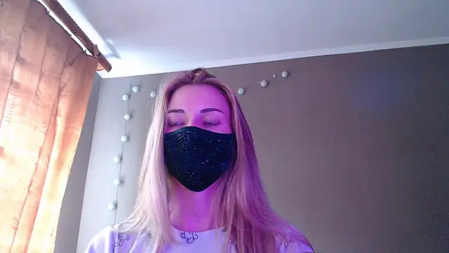 Iris lave online show from 09/25/25, 02:01