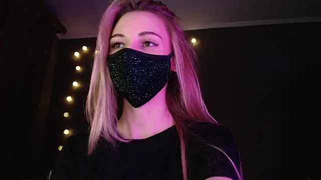 Iris lave online show from 10/26/25, 04:40