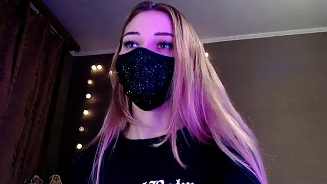 Iris lave online show from 01/12/26, 03:08