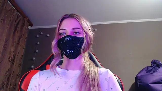 Iris lave online show from 10/23/25, 03:32