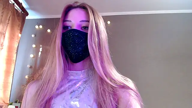 Iris lave online show from 05/11/26, 04:04