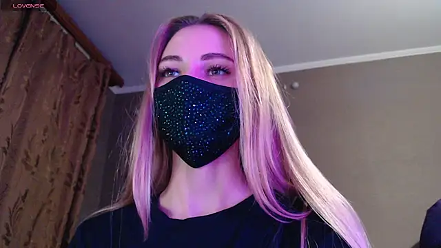 Iris lave online show from 10/30/25, 07:55