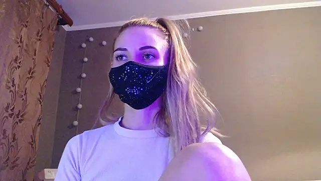 Iris lave online show from 09/15/25, 04:18