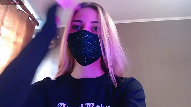 Iris lave online show from 11/17/25, 10:30