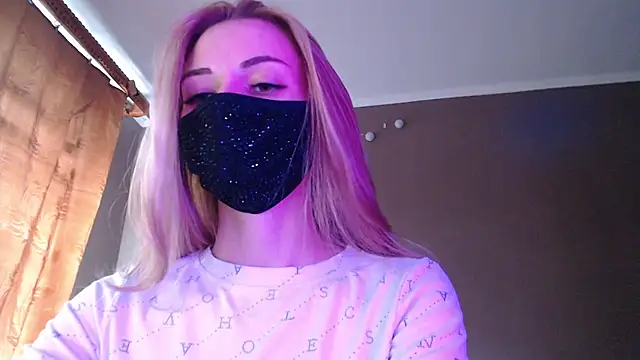 Iris lave online show from 09/30/25, 02:23