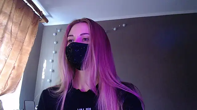 Iris lave online show from 09/27/25, 02:34