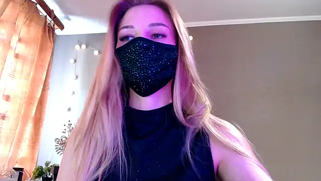 Iris lave online show from 05/05/26, 01:14