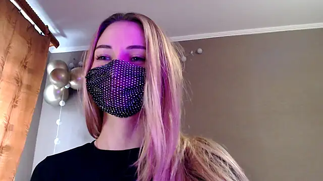 Iris lave online show from 11/24/25, 11:43