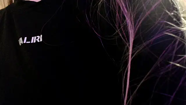 Iris lave online show from 05/01/26, 02:11
