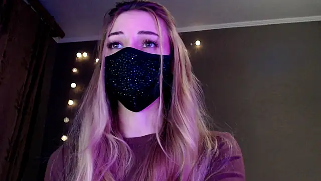 Iris lave online show from 01/17/26, 03:04