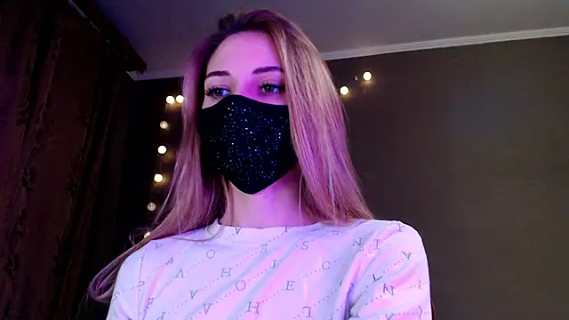 Iris lave online show from 01/18/26, 03:37