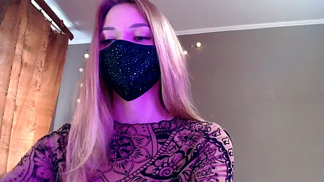 Iris lave online show from 05/12/26, 02:12