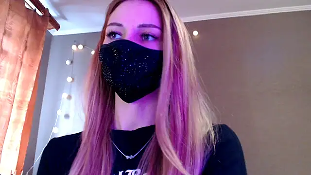 Iris lave online show from 02/25/26, 02:28