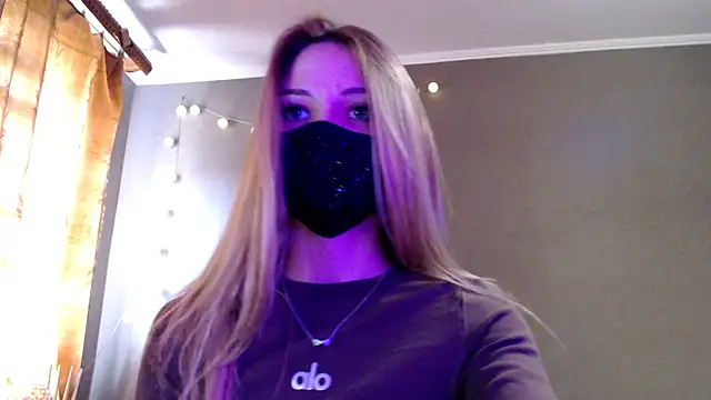 Iris lave online show from 03/07/26, 02:44