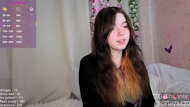 little Teya online show from 10/17/25, 10:39