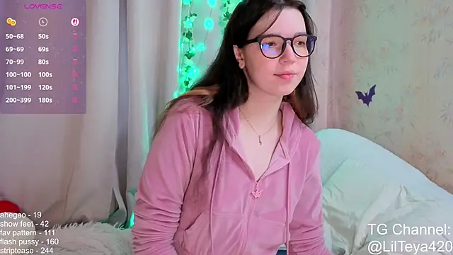 little Teya online show from 11/15/25, 07:12