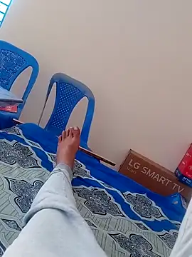 Snapshot of hackyourpussy@xh chatting on 02/04/26, 09:48 hackyourpussyxh online show from 02/04/26, 09:48