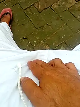 Snapshot of hackyourpussy@xh chatting on 03/22/26, 08:49 hackyourpussyxh online show from 03/22/26, 08:49