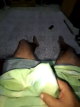 hackyourpussyxh online show from 09/29/25, 04:45