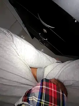 hackyourpussyxh online show from 11/28/25, 01:17