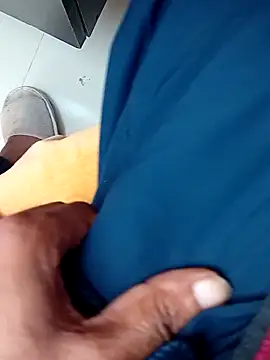 Snapshot of hackyourpussy@xh chatting on 02/02/26, 06:34 hackyourpussyxh online show from 02/02/26, 06:34