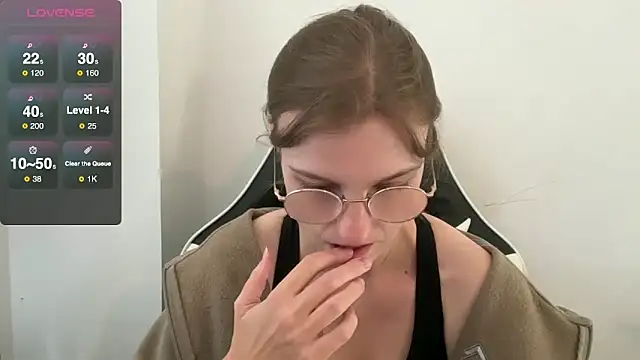 BustyKellyXXX online show from 10/23/25, 08:46