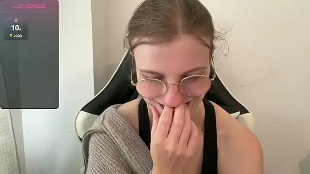 BustyKellyXXX online show from 11/11/25, 10:10