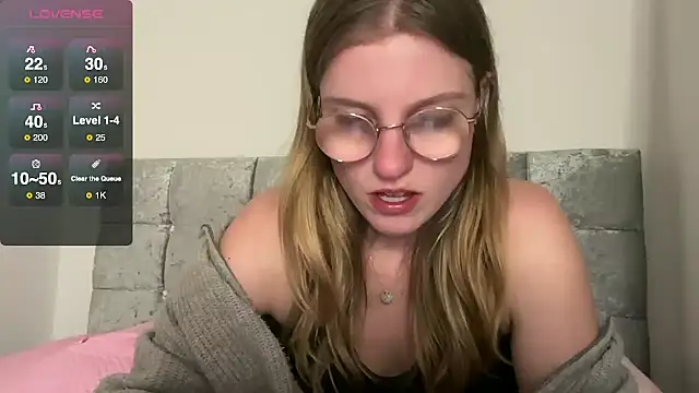 BustyKellyXXX online show from 12/03/25, 07:24