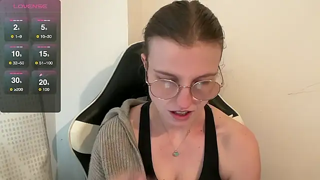 BustyKellyXXX online show from 01/08/26, 11:49