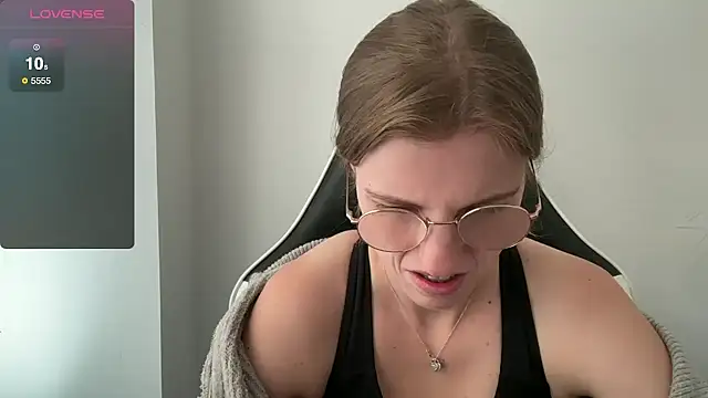 BustyKellyXXX online show from 09/29/25, 09:49