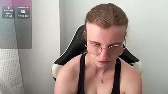 BustyKellyXXX online show from 06/24/26, 01:21