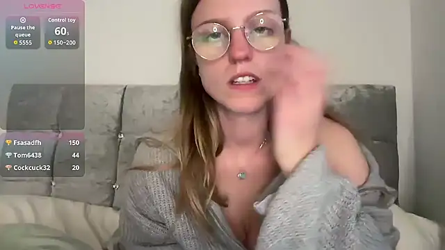 BustyKellyXXX online show from 03/31/26, 06:43