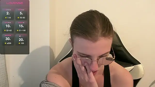 BustyKellyXXX online show from 12/17/25, 03:39