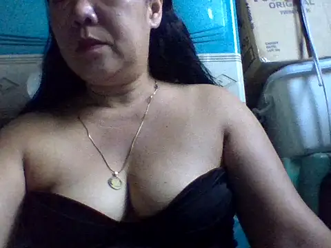 mommasexy29 online show from 10/01/25, 10:35